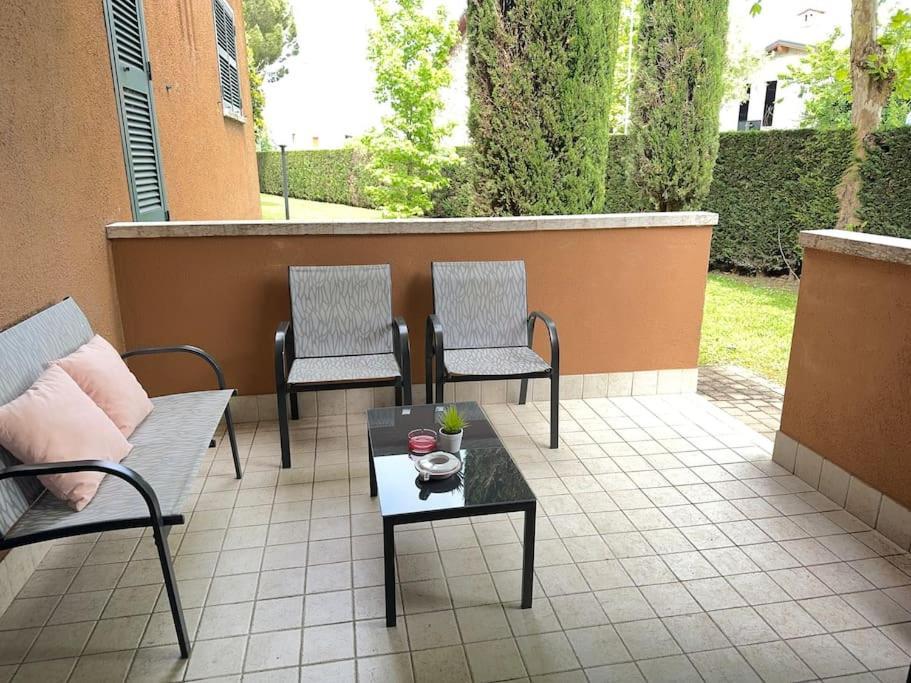 5' From Punta Gro Beach With Free Swimming Pool Sirmione Exterior photo